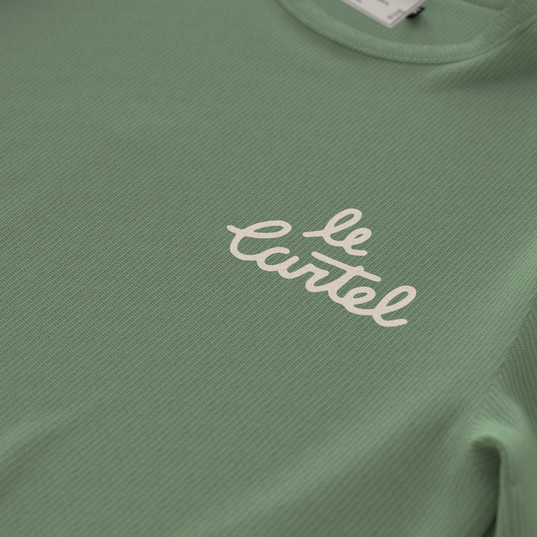 WINTER IS OVER・T-shirt ample unisexe・Vert délavé